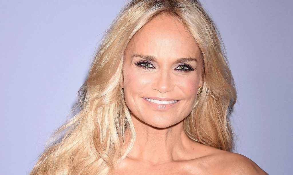 Kristin Chenoweth smiling